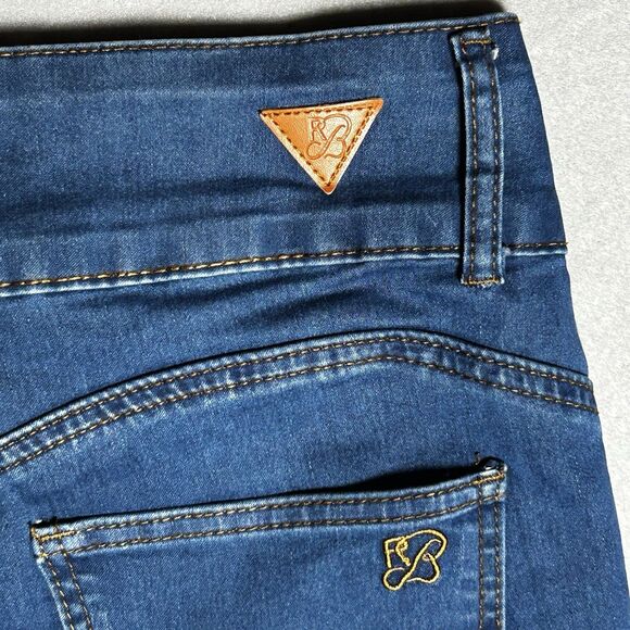 Red Bottoms Women's‎ Size 11/30 Blue Denim Capri Stretch Jeans - Picture 4 of 8